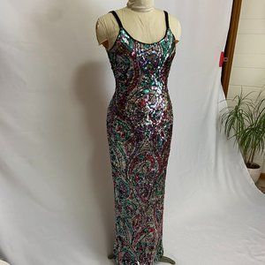 Stunning Vintage Sequined Floor Length Evening Gown w/ scoop back- size 8-10